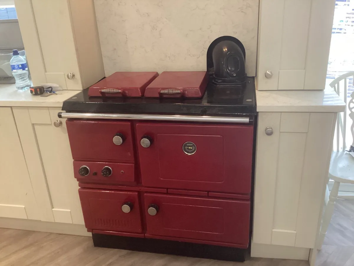 Super Stanley 90 btu central heating range,