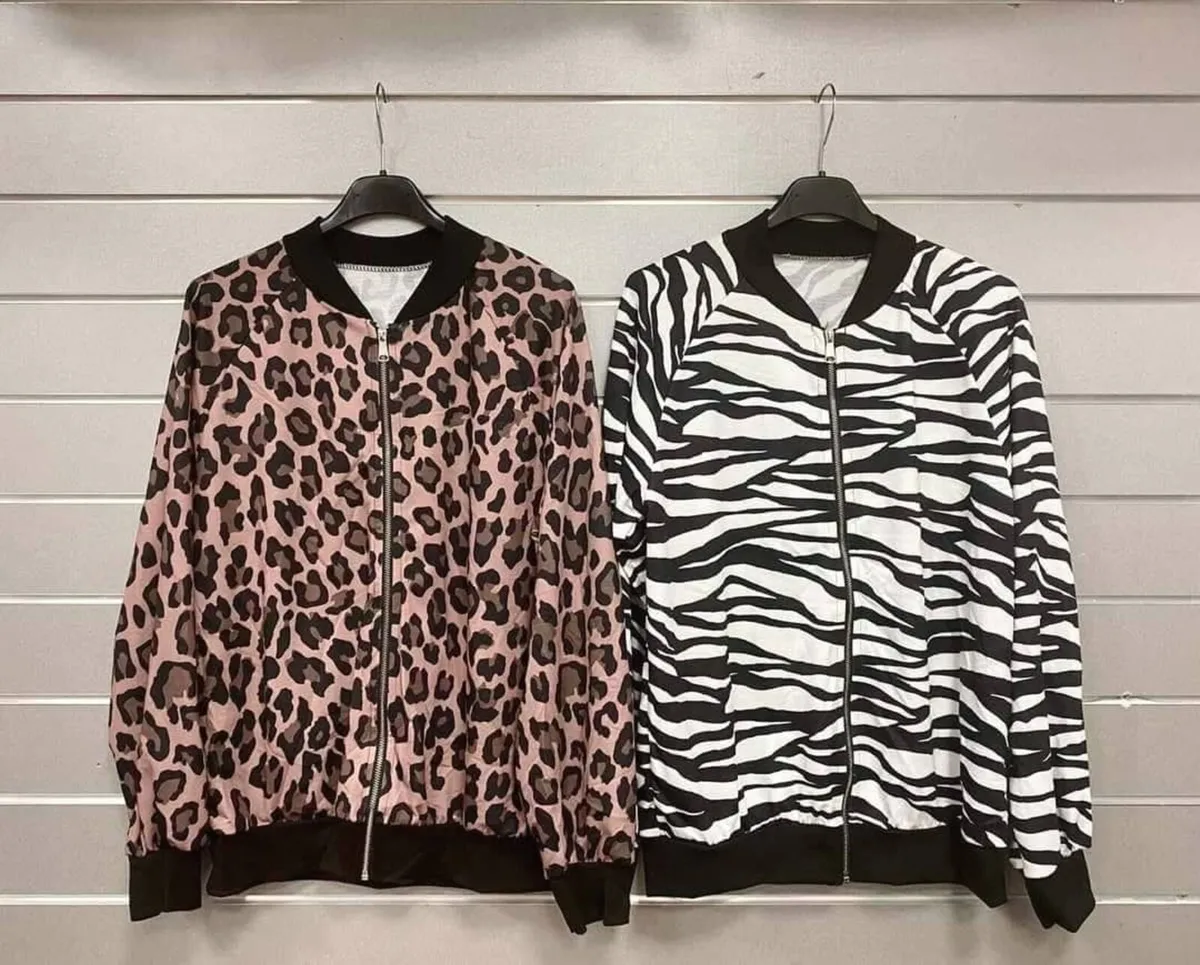 Zebra,animal patern zipped sweatshirt XS-L - Image 3