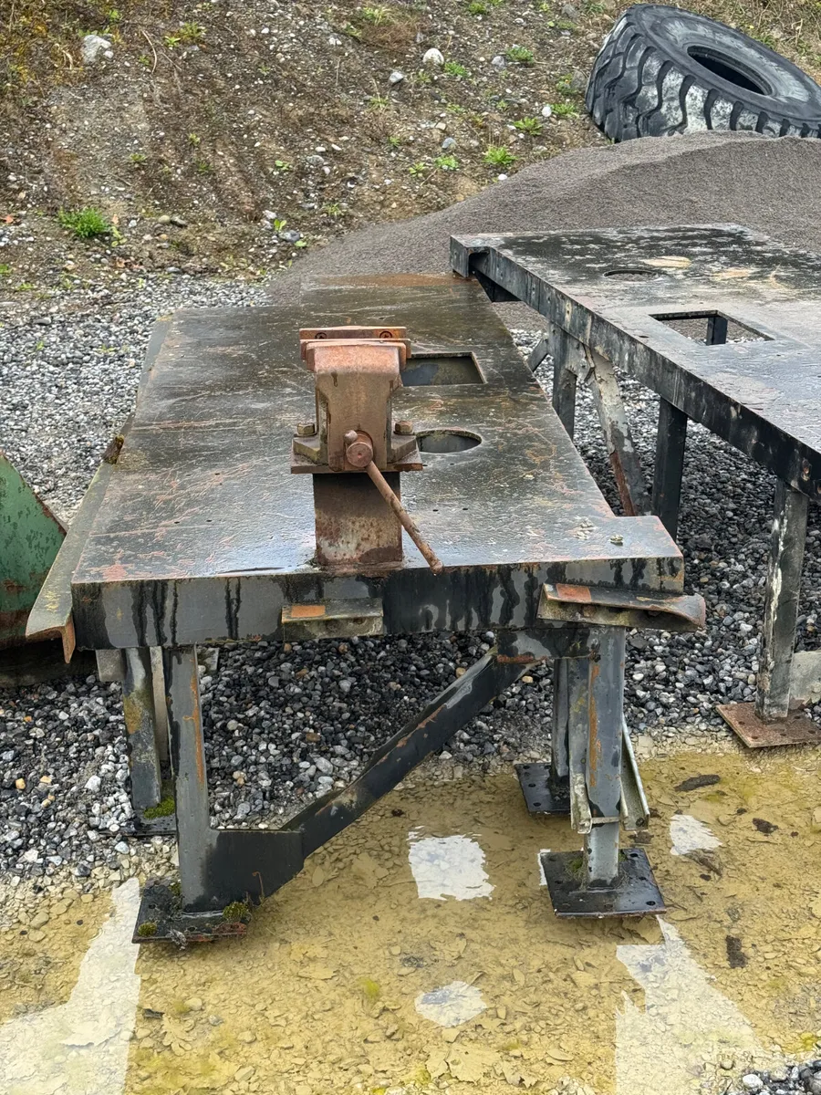 STEEL BENCHES - Image 4