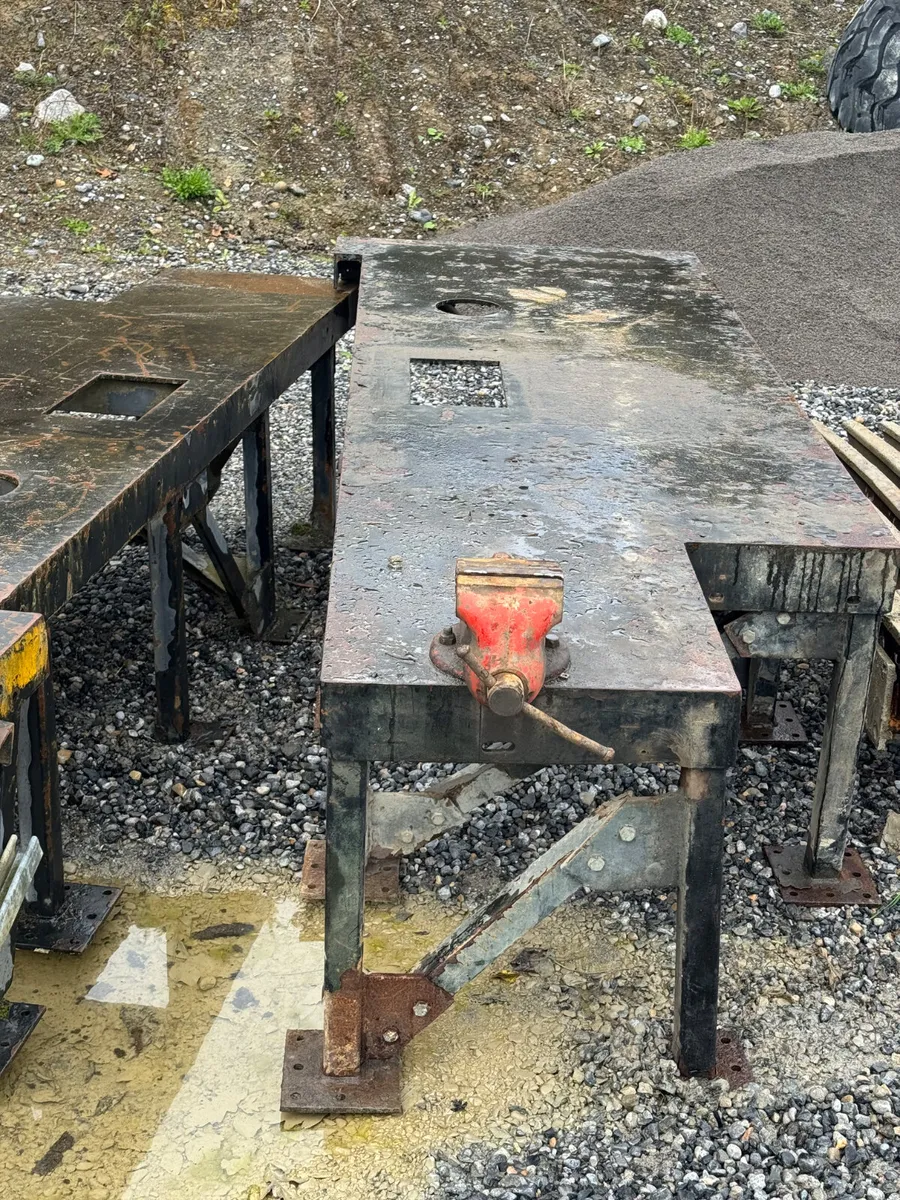 STEEL BENCHES - Image 1