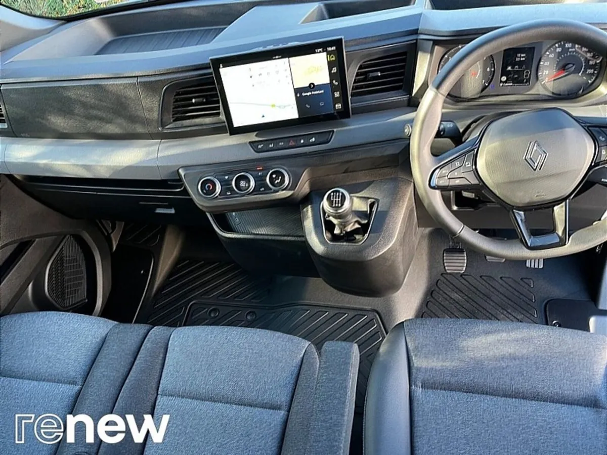 Renault Master LM35 ADVANCE 2.0 DCI 150 BHP *IN ST - Image 2