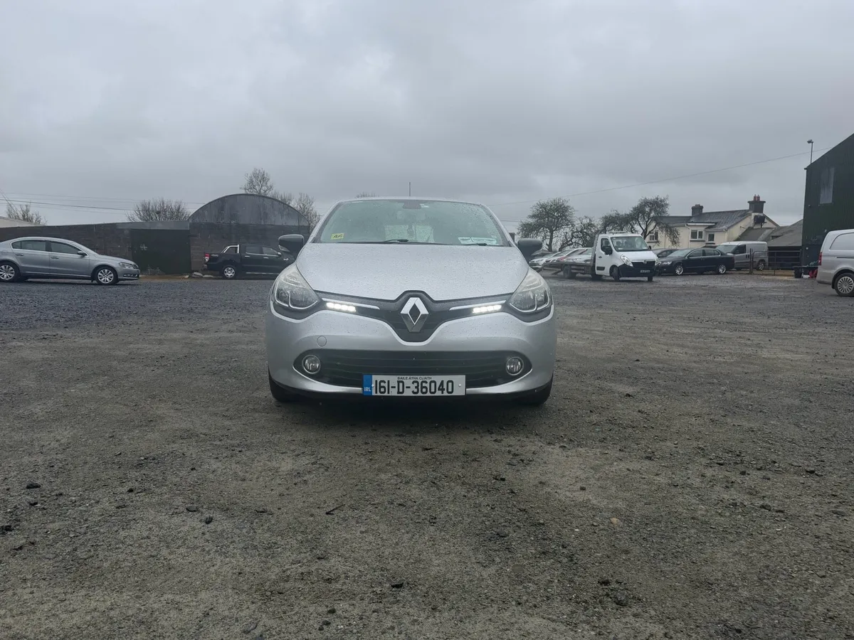 2016 Renault Clio 1.2 petrol - Image 4