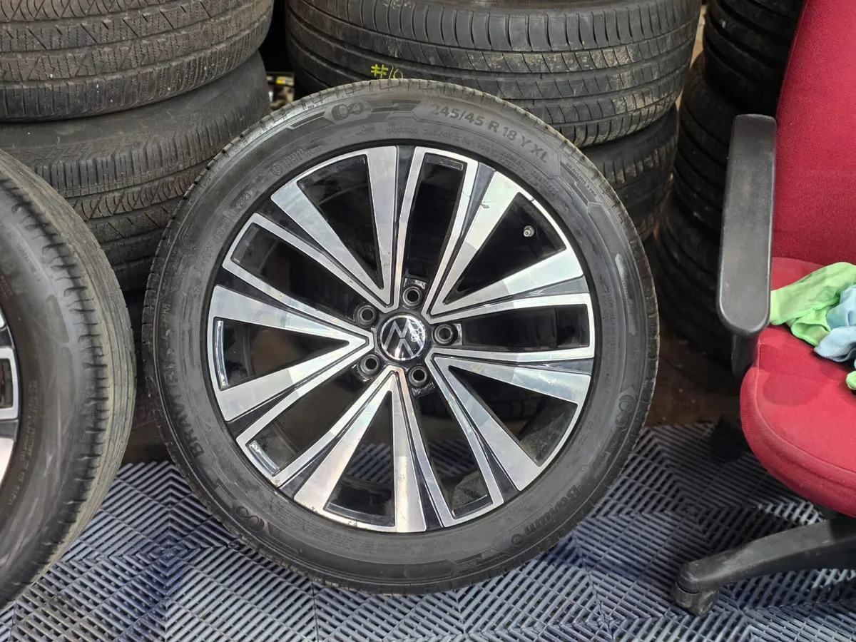 #55 Genuine VW 18" Alloy Wheels 5X112 - Image 2