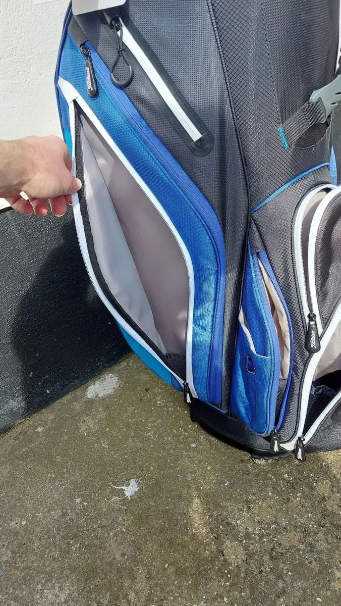 Titleist Golf Bag - Image 4