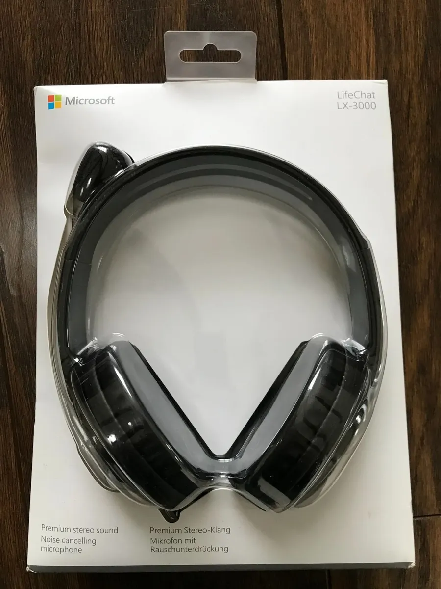 Microsoft PC Headphones - Image 1