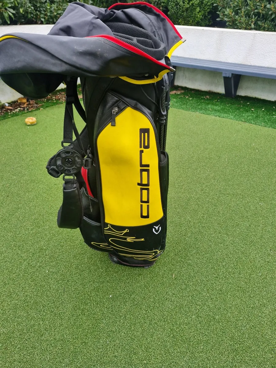 Cobra tour bag - Image 1