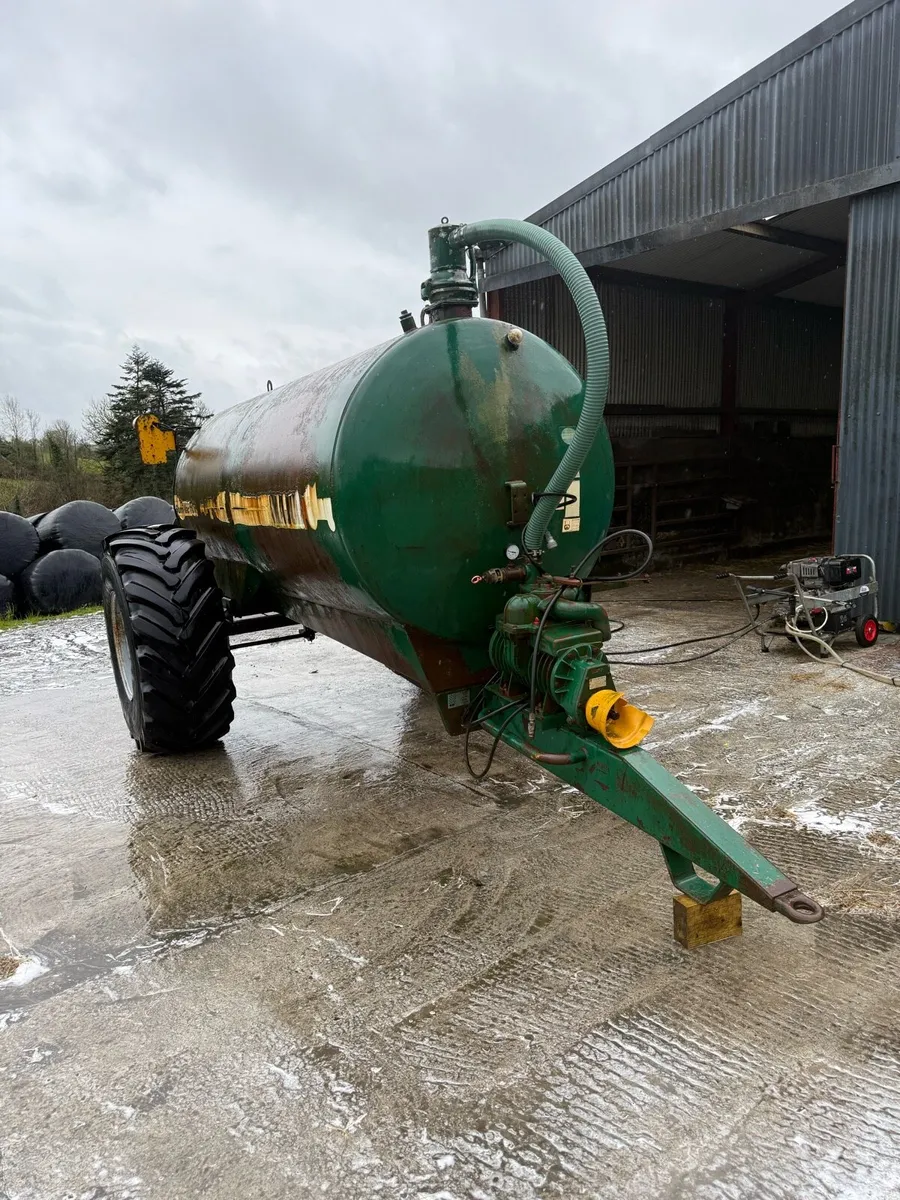 Major slurry tank 1100 - Image 2