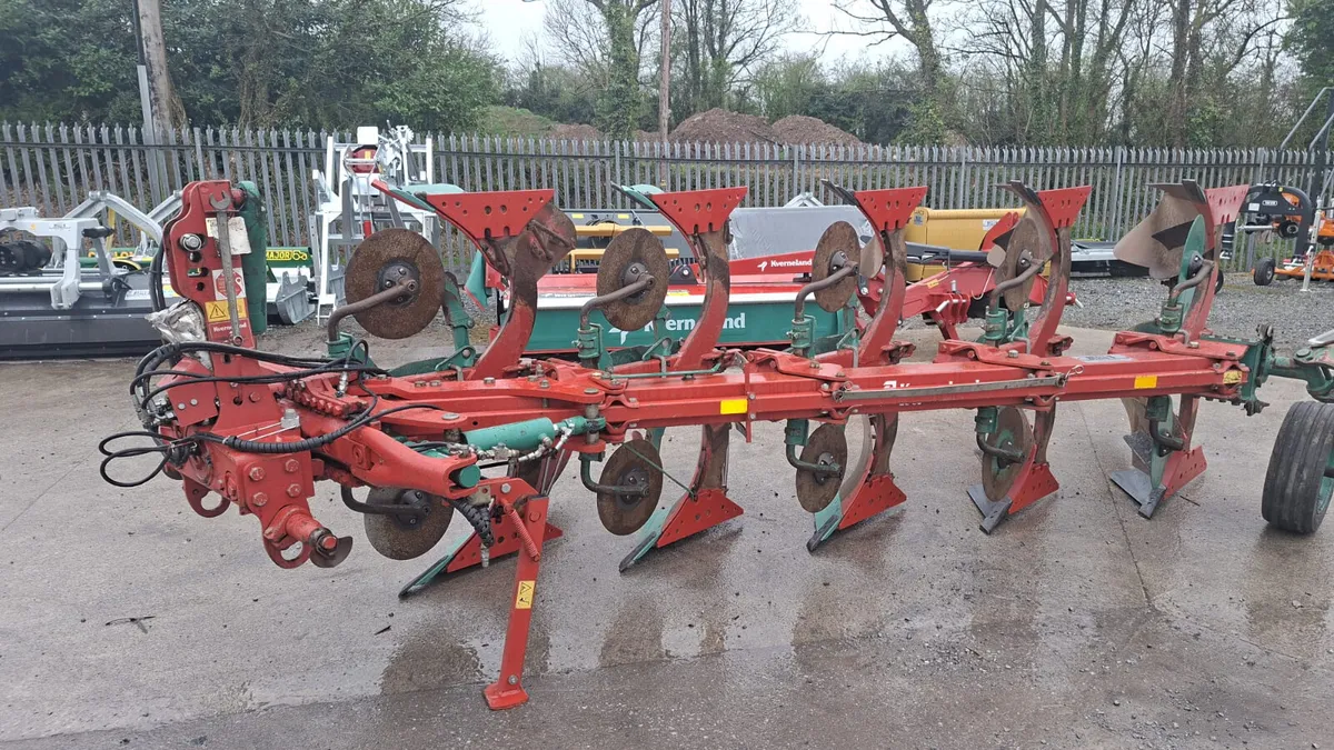 Kverneland 5 Furrow plough ES85-200 - Image 1