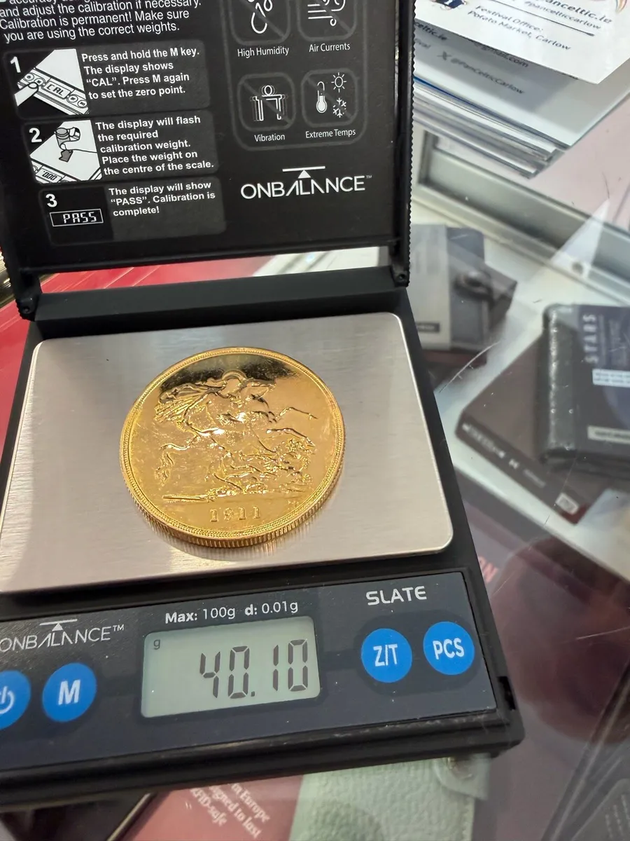 Quintuple 22ct gold sovereign 1911 uncirculated - Image 3