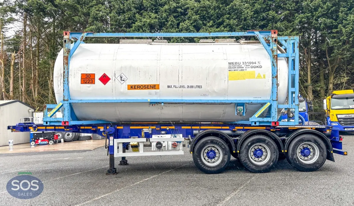 Dennison Skelly Trailer + Meeberg 31000L ISO Tank - Image 3