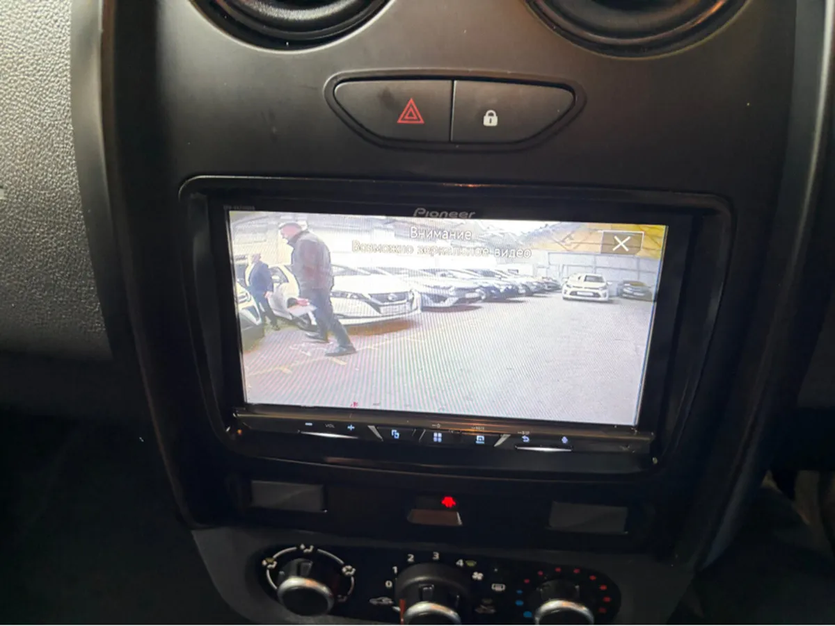 Dacia Duster Commercial van - Image 2