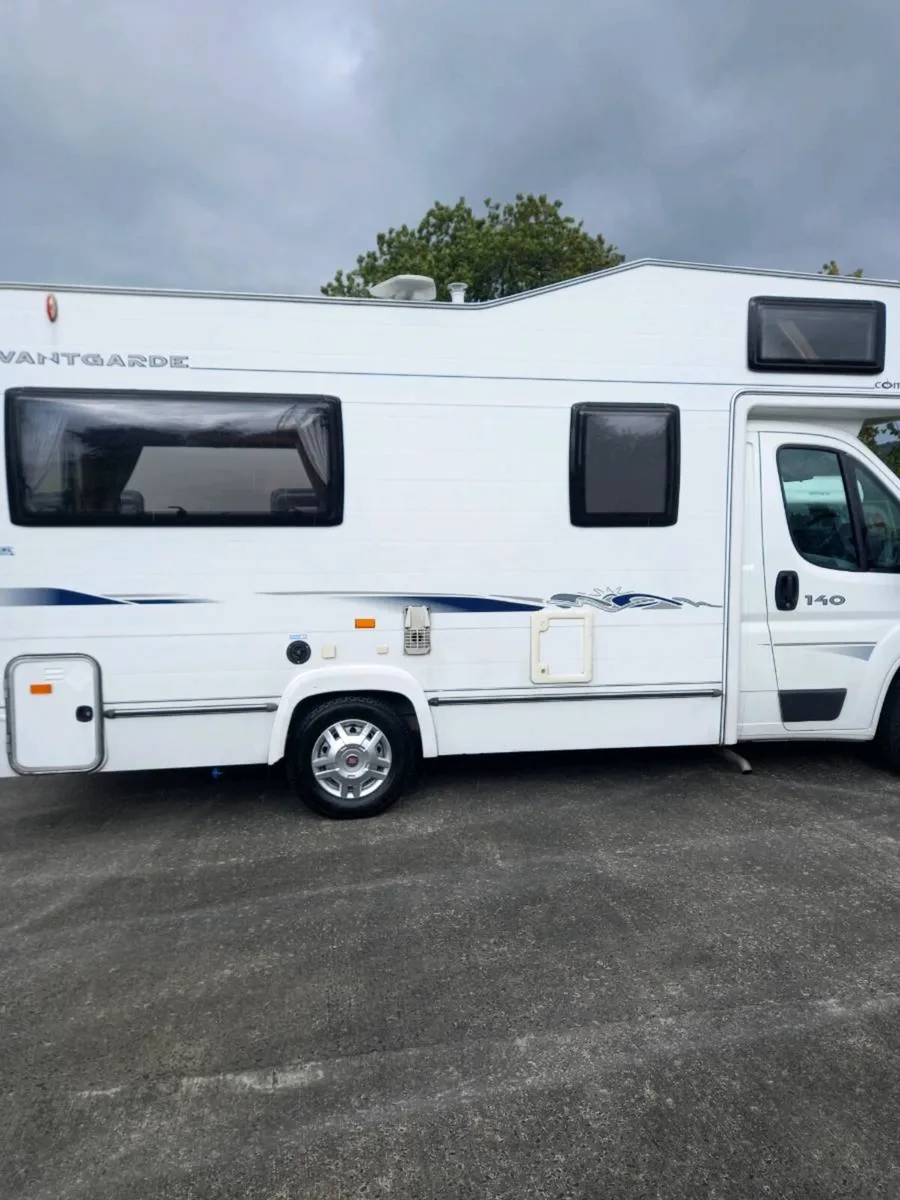 Peugeot campervan - Image 2