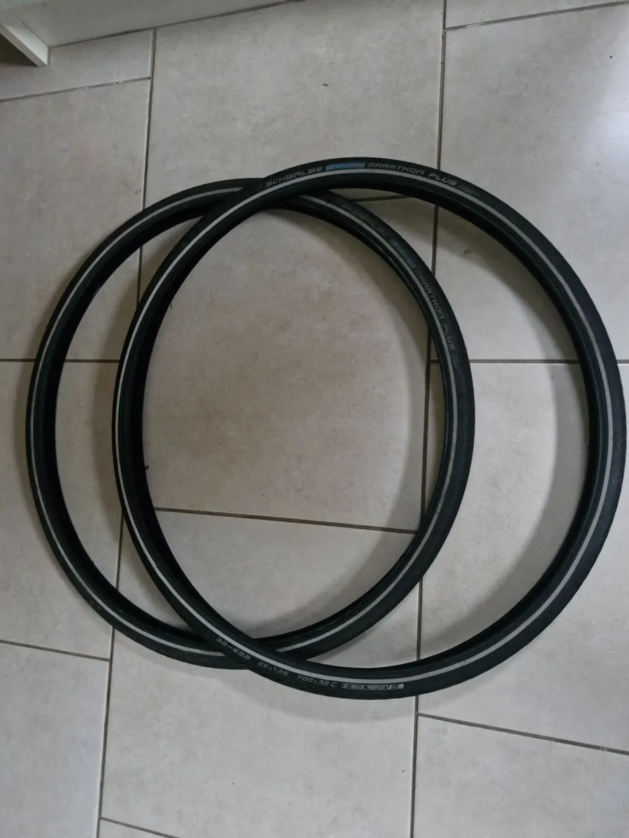Schwable marathon plus tyres 700 x 32c - Image 4