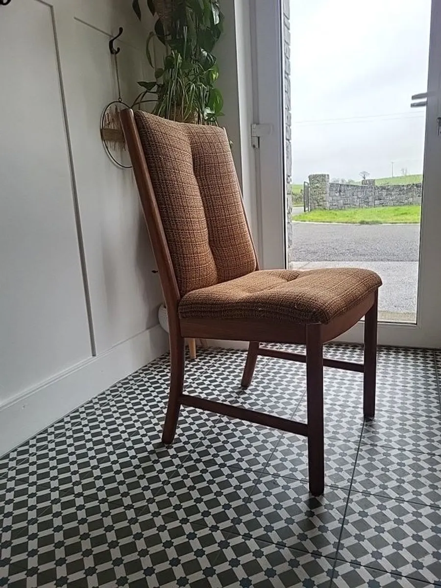 teak chair - Image 1