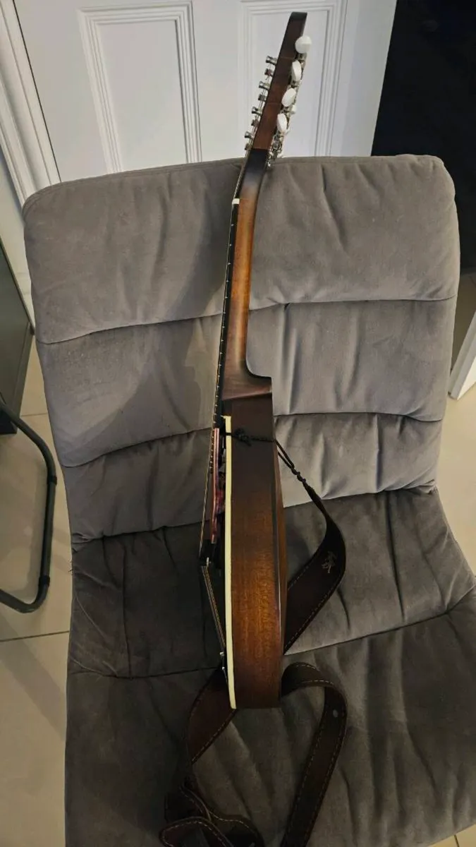 Mandolin - Image 2