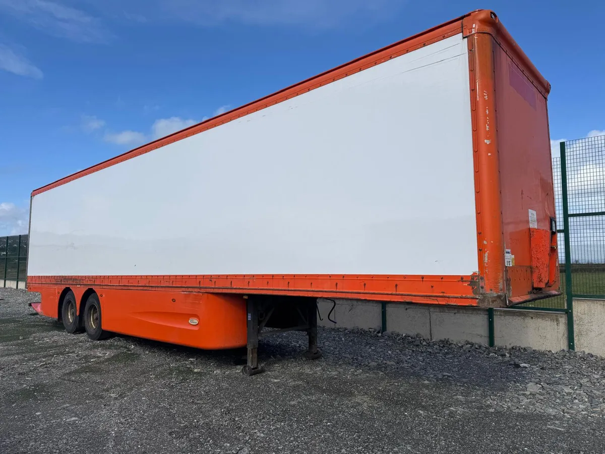 Dry box van - Image 1