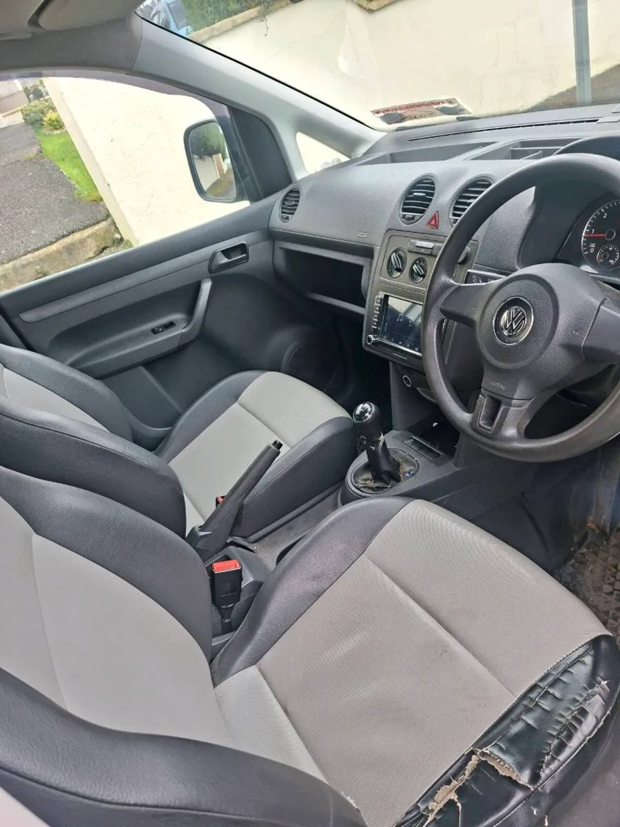 VW CADDY 2013 - Image 4