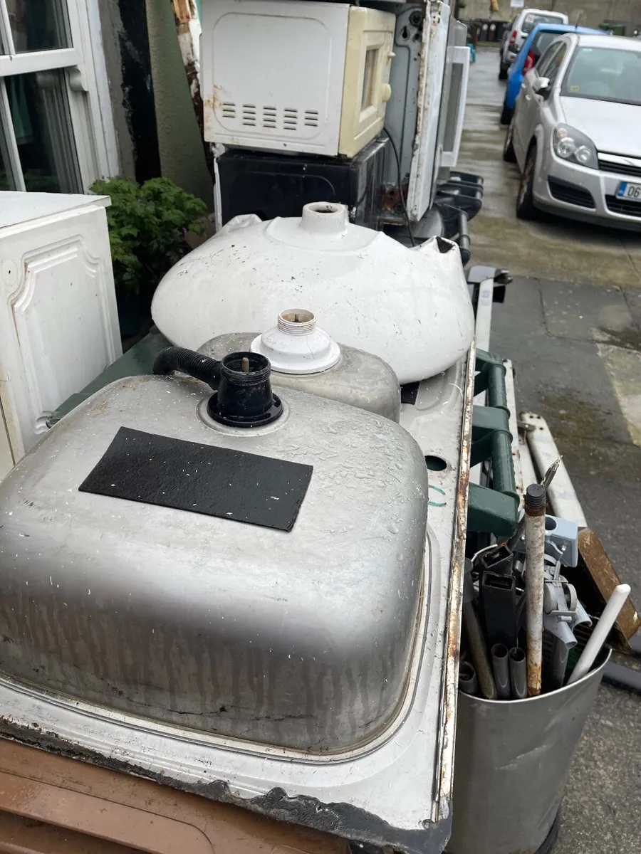 Free metal - Image 2