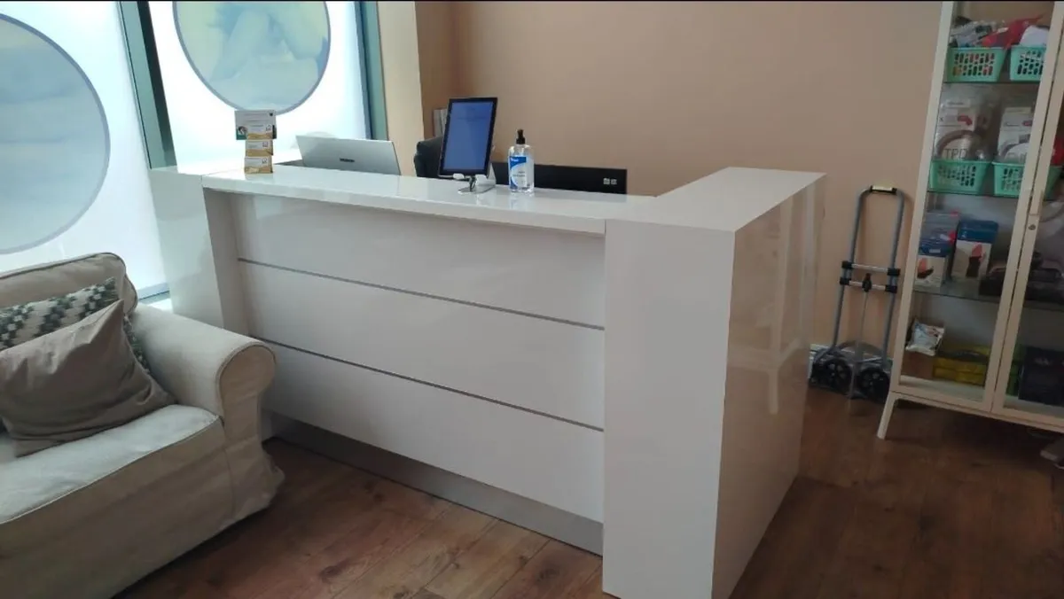 White Reception Desk - Image 1