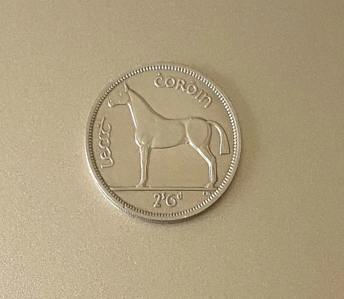 EIRE, 1962 Half Crown. Free Post - Image 1