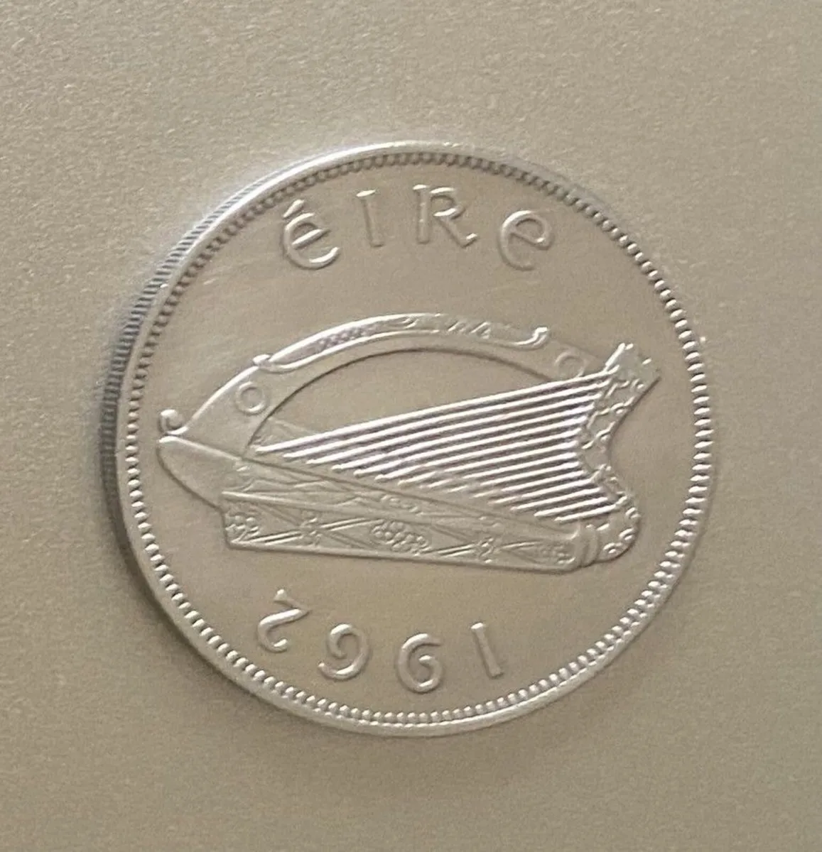 EIRE, 1962 Half Crown. Free Post - Image 2