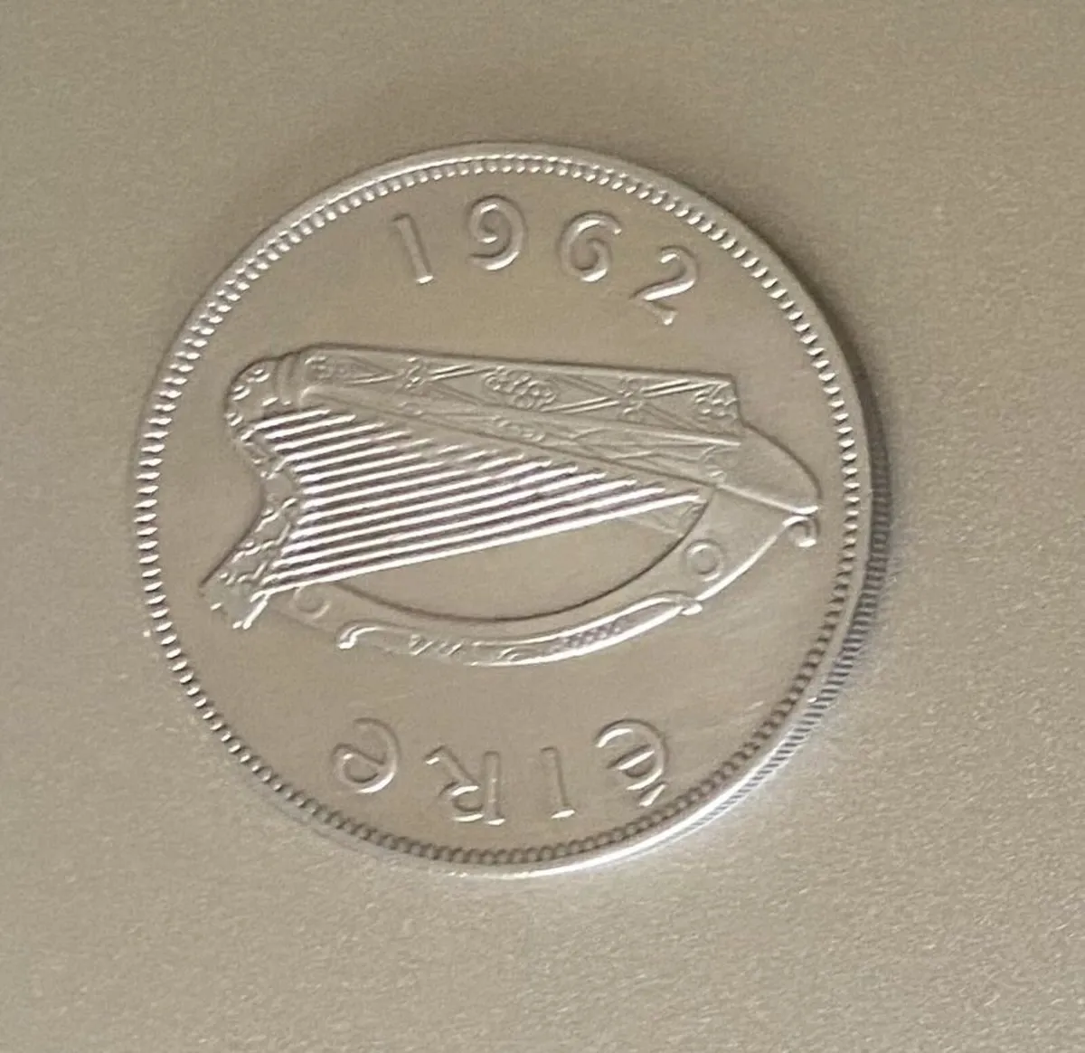 EIRE, 1962 Half Crown. Free Post - Image 3