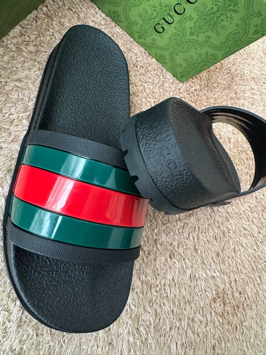 GUCCI Slipper - Image 2