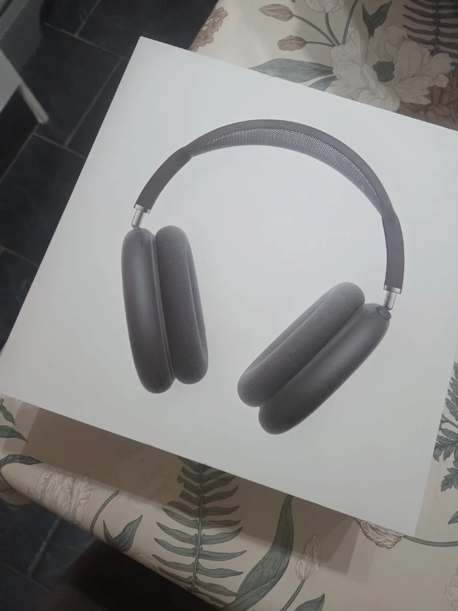 AirPods Max - Image 2