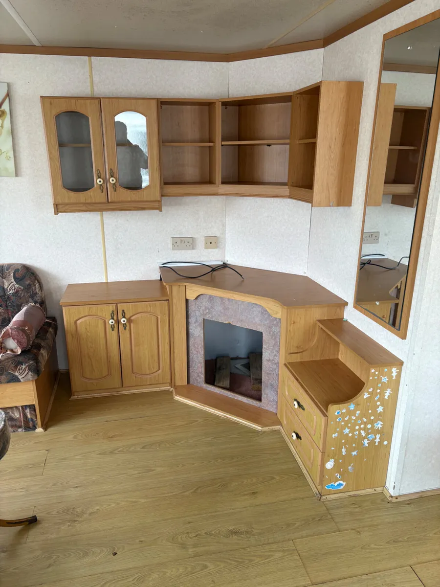 3 bedroom Mobile home rear storage - Image 3