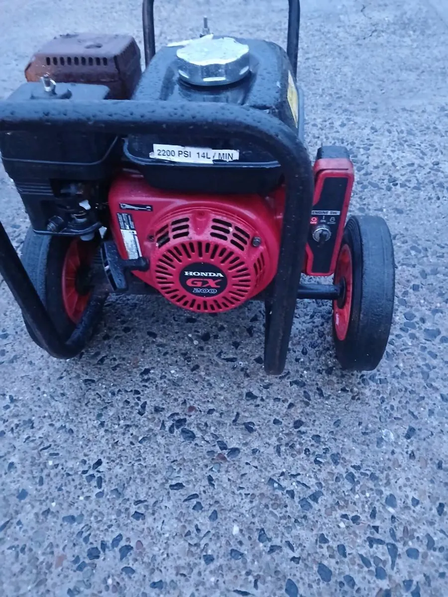 Honda gx 200 power washer intr pump was working b - Image 1