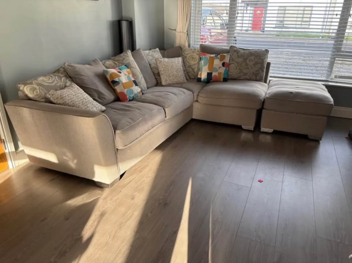 Fantasia Corner Sofa - Image 1