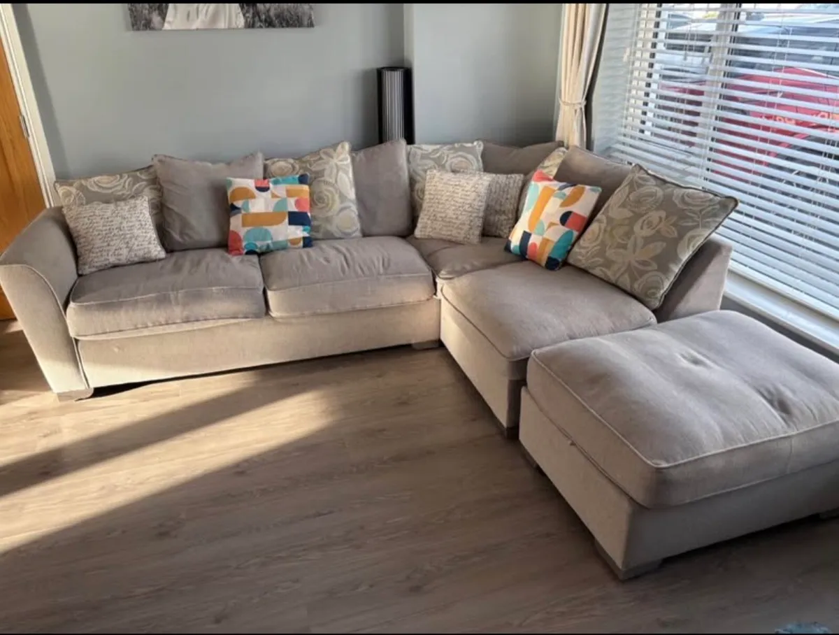 Fantasia Corner Sofa - Image 2