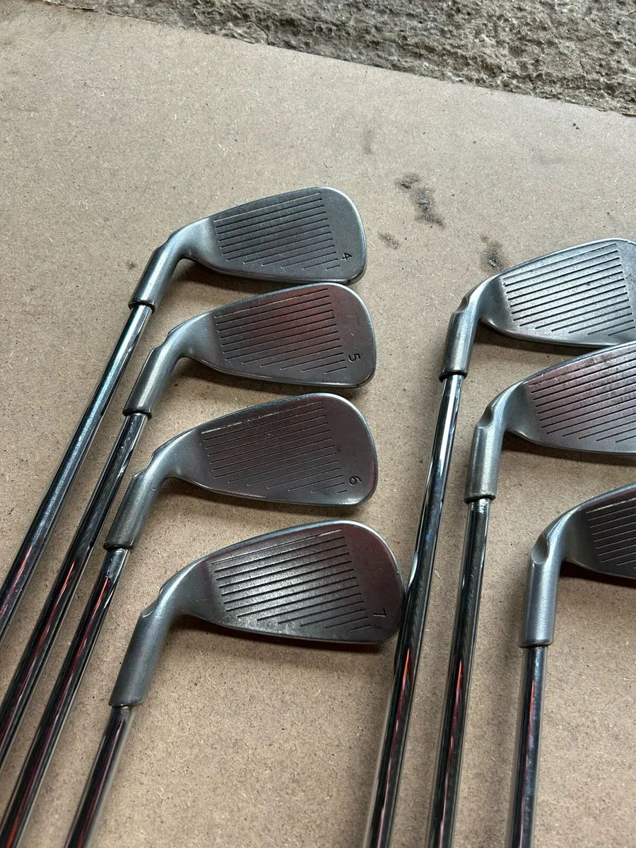 Ping g5 irons 4-pw - Image 2