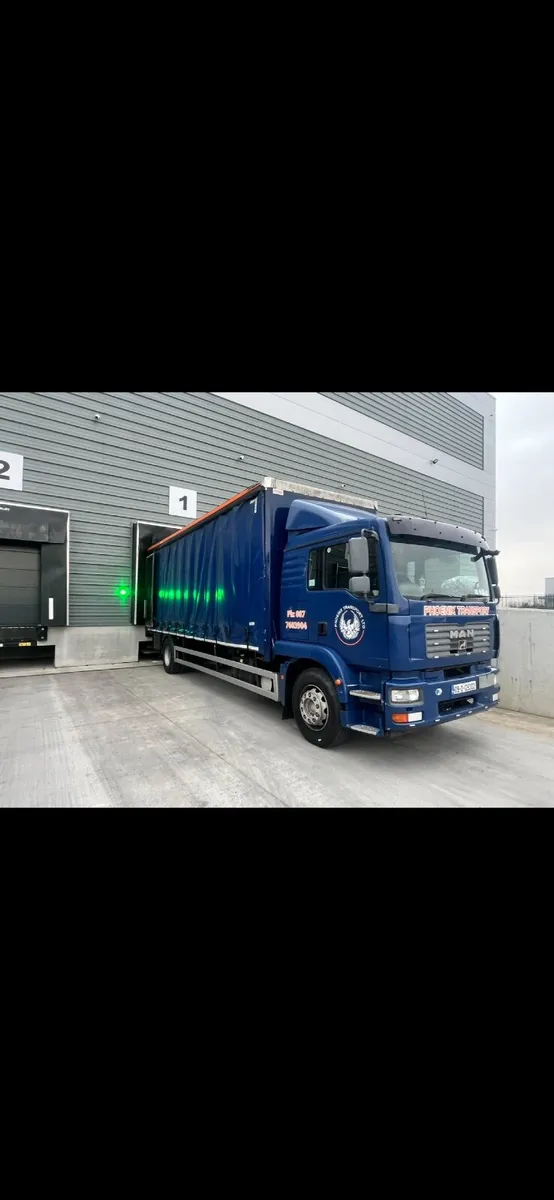 Man Other 2009 - Image 1