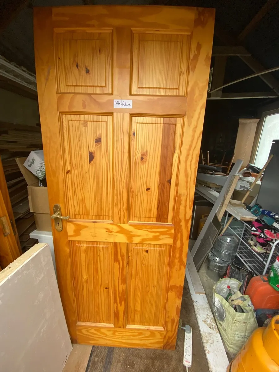 Wooden doors - Image 2