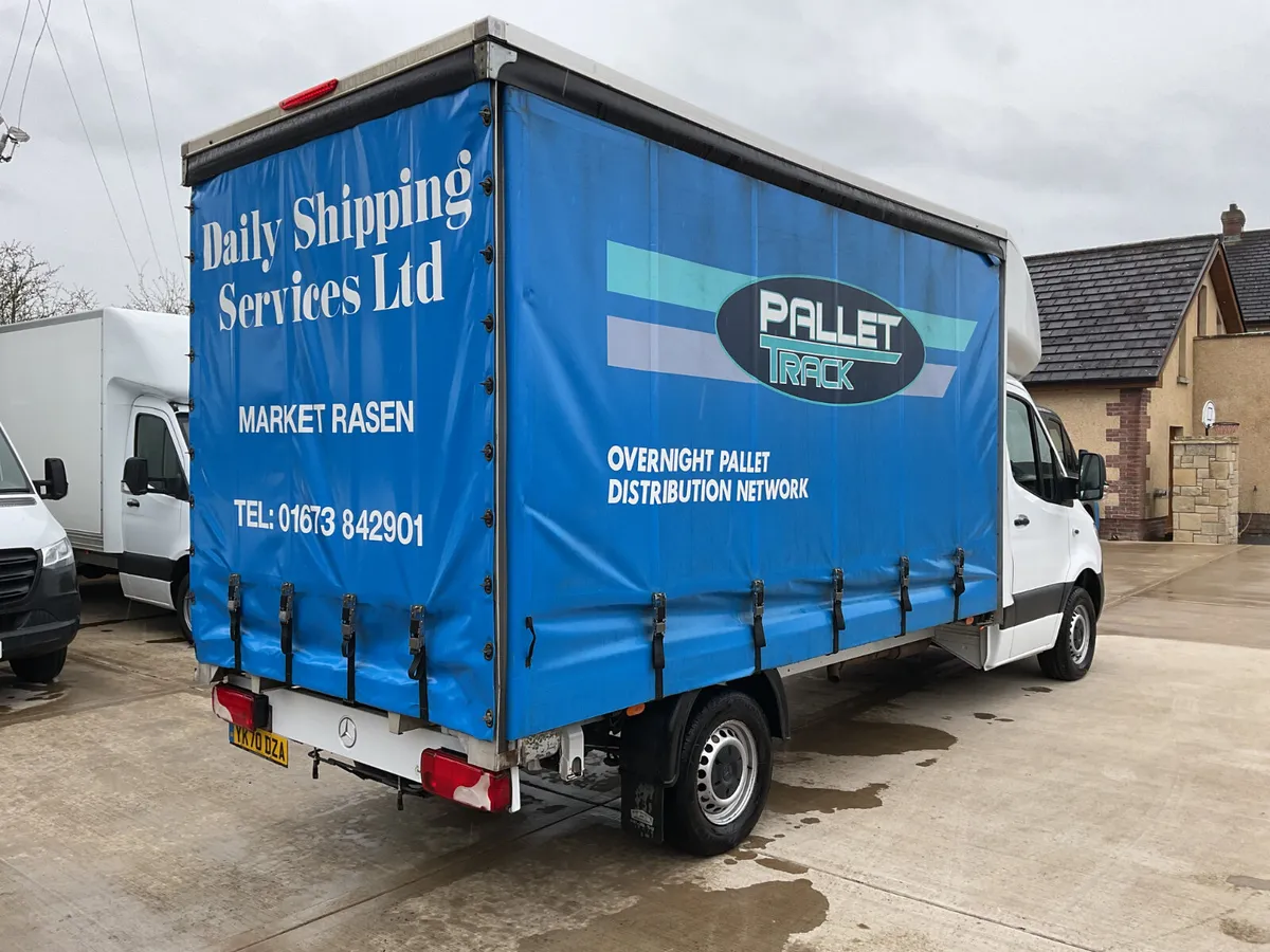 2020 Mercedes Sprinter Curtainsider - Image 4
