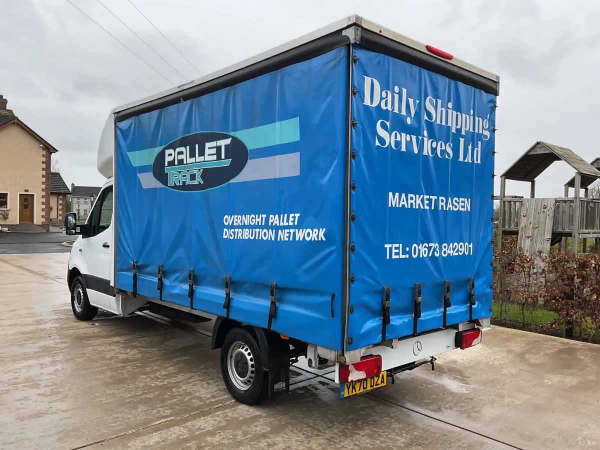 2020 Mercedes Sprinter Curtainsider - Image 3