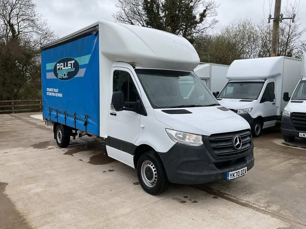 2020 Mercedes Sprinter Curtainsider - Image 1
