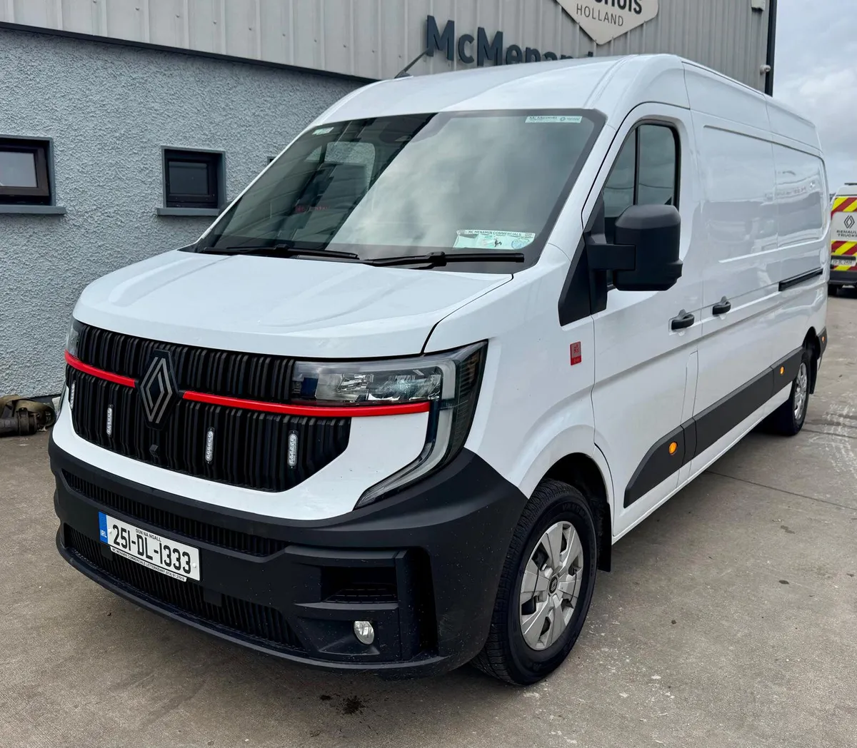 Renault Master 2025 L3H2 - Image 1