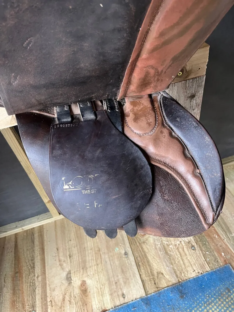 17” inch saddle - Image 3