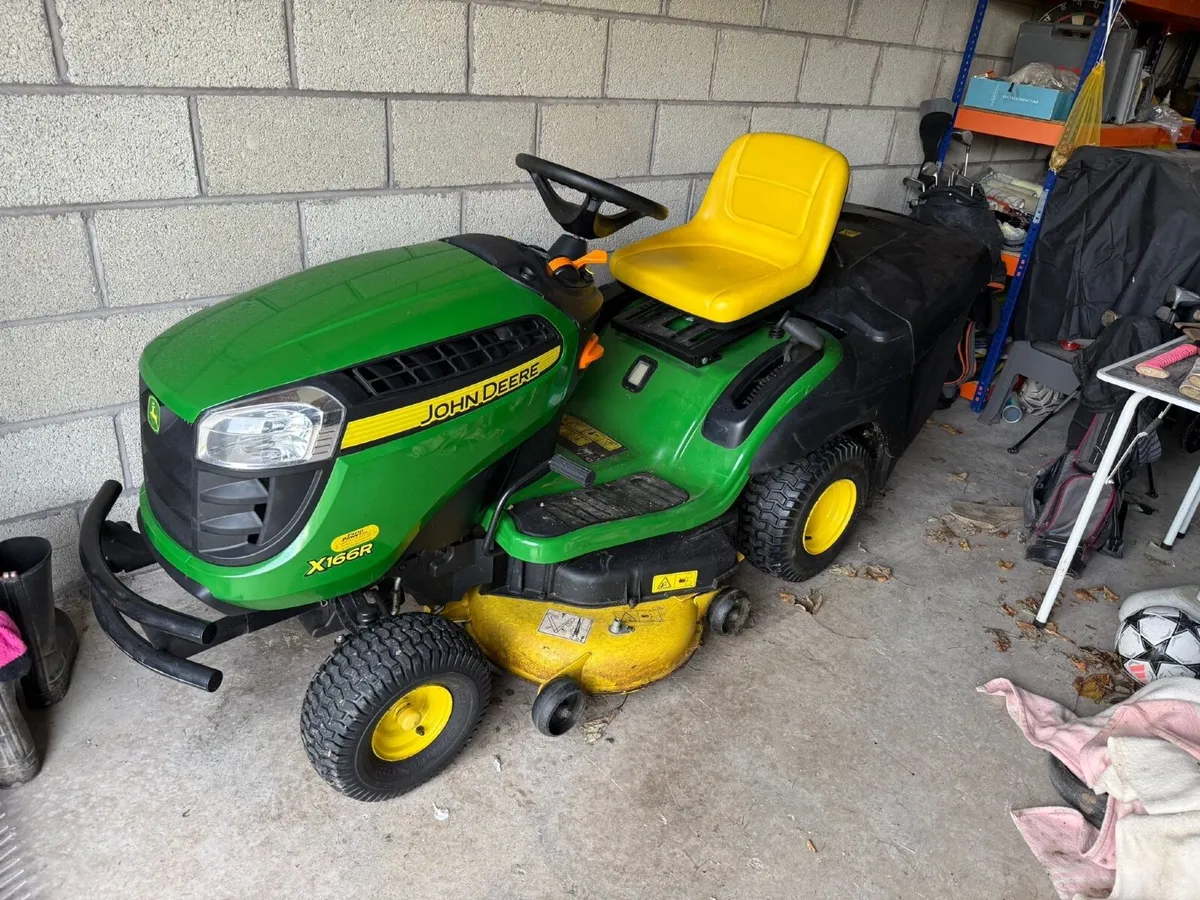 JOHN DEERE X166R Lawnmower - Image 3