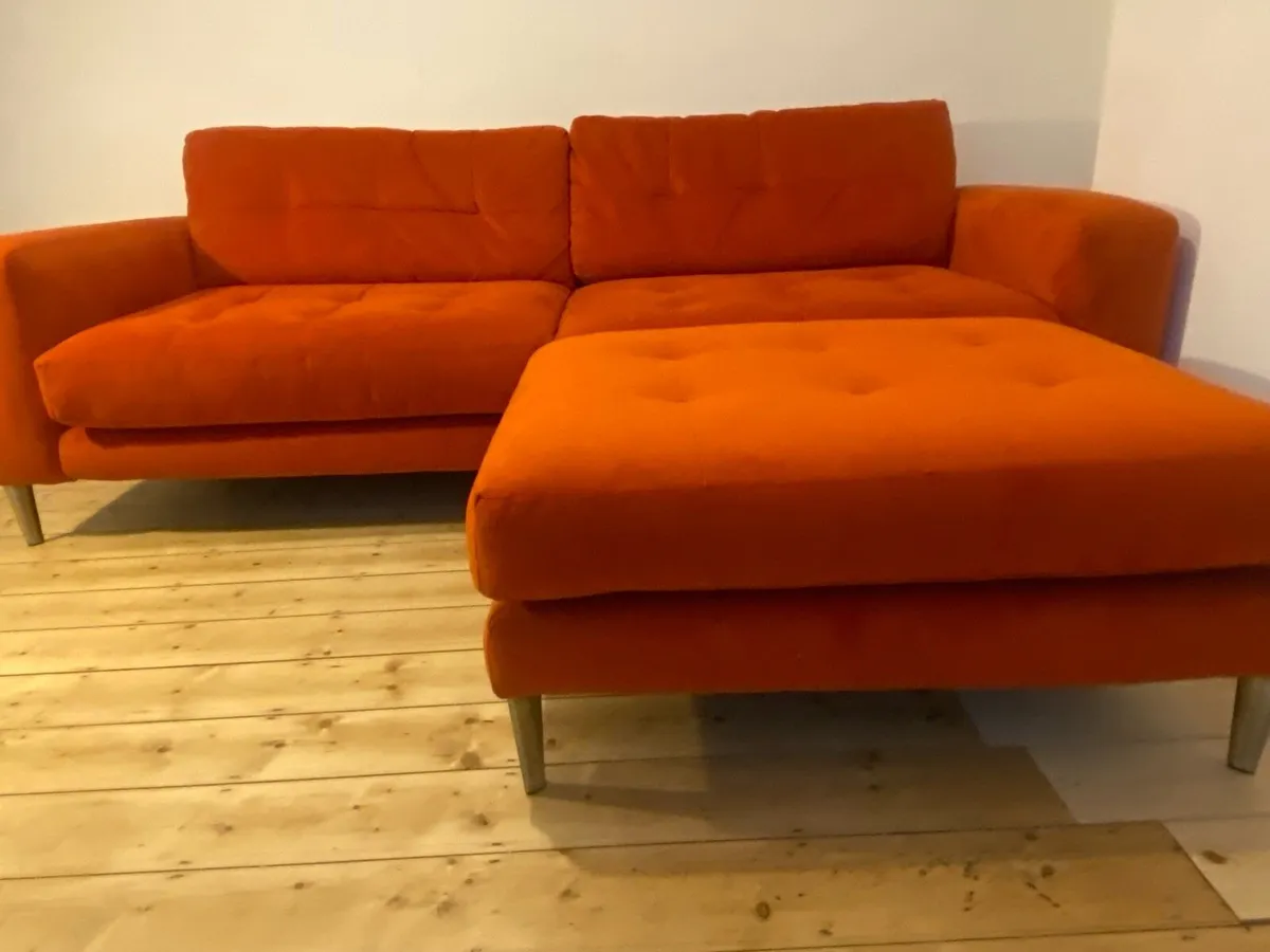 Diamond Furniture Sofa - Image 4