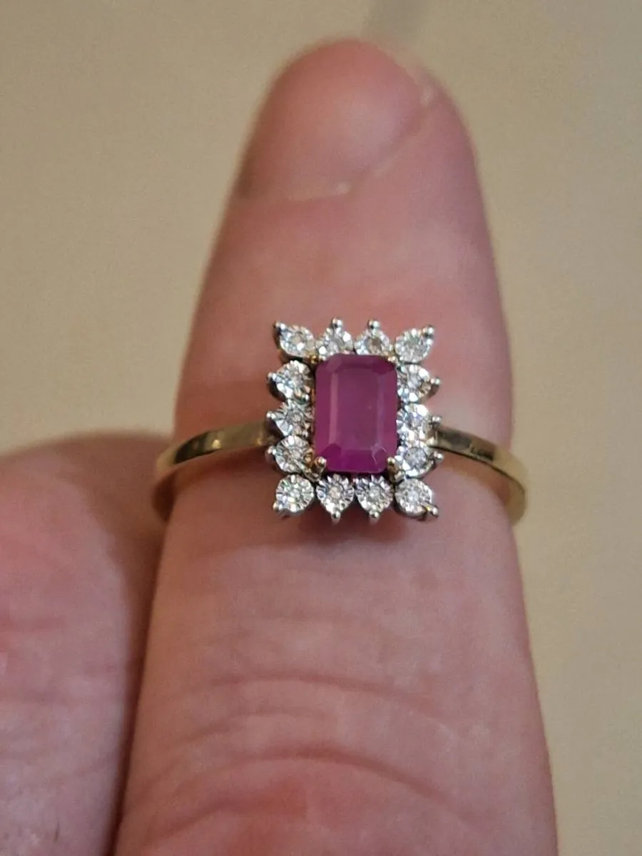 Ruby and natural diamond ring - Image 1