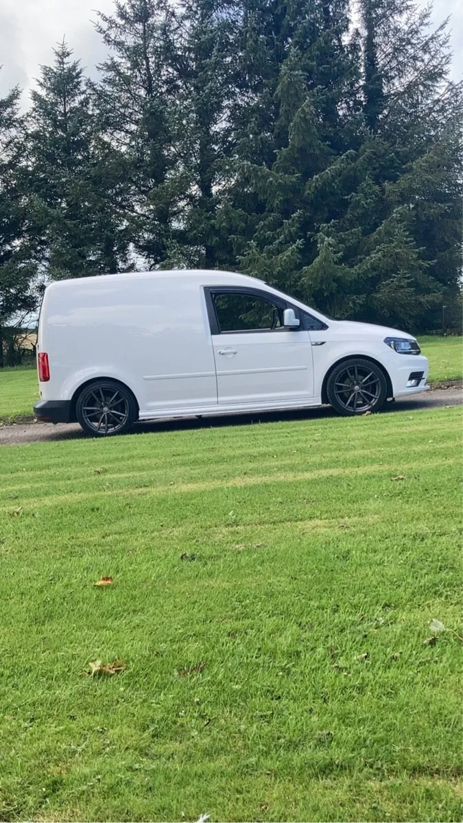 2018 Caddy Van - Image 1