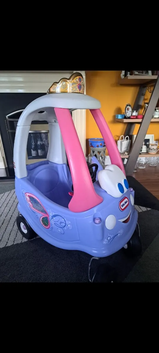 little Tykes  car - Image 3