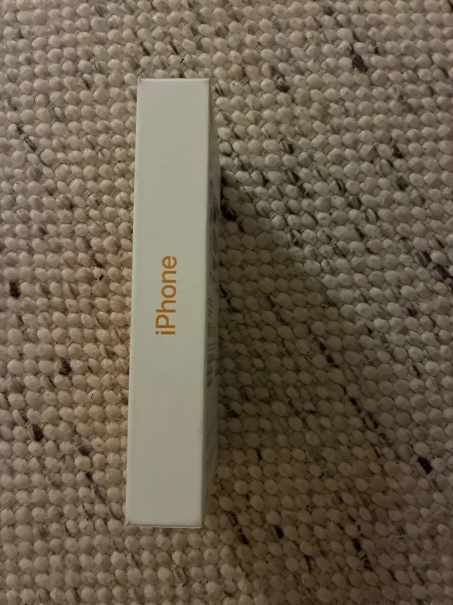 iPhone 17 Pro - Image 2