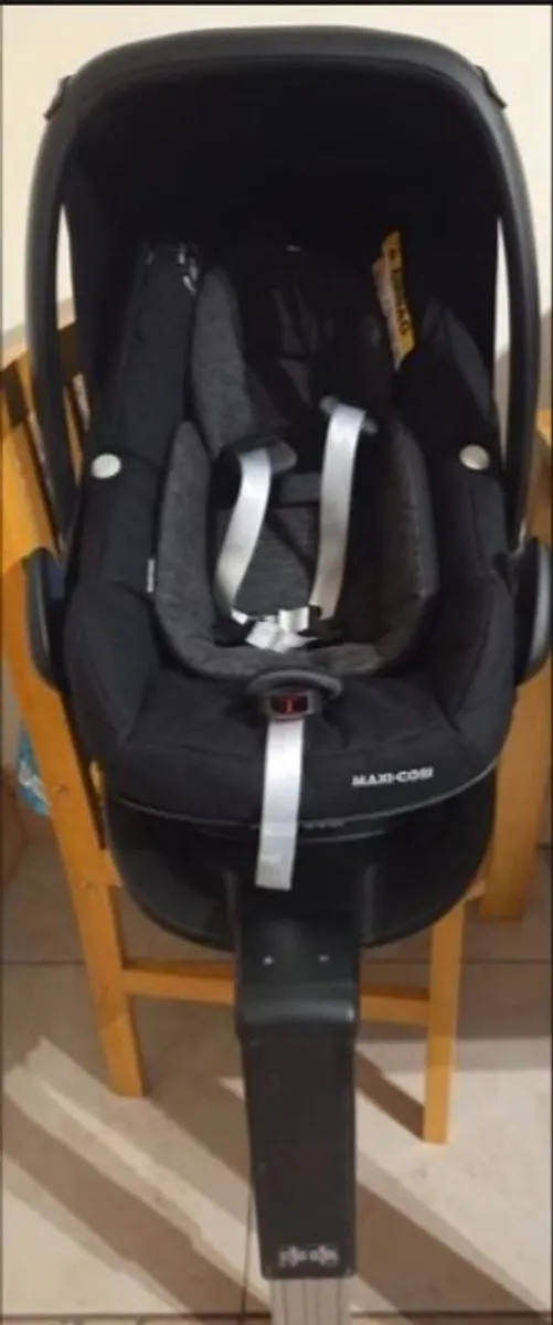 icandy Cerium and maxi cosi car seat - Image 2