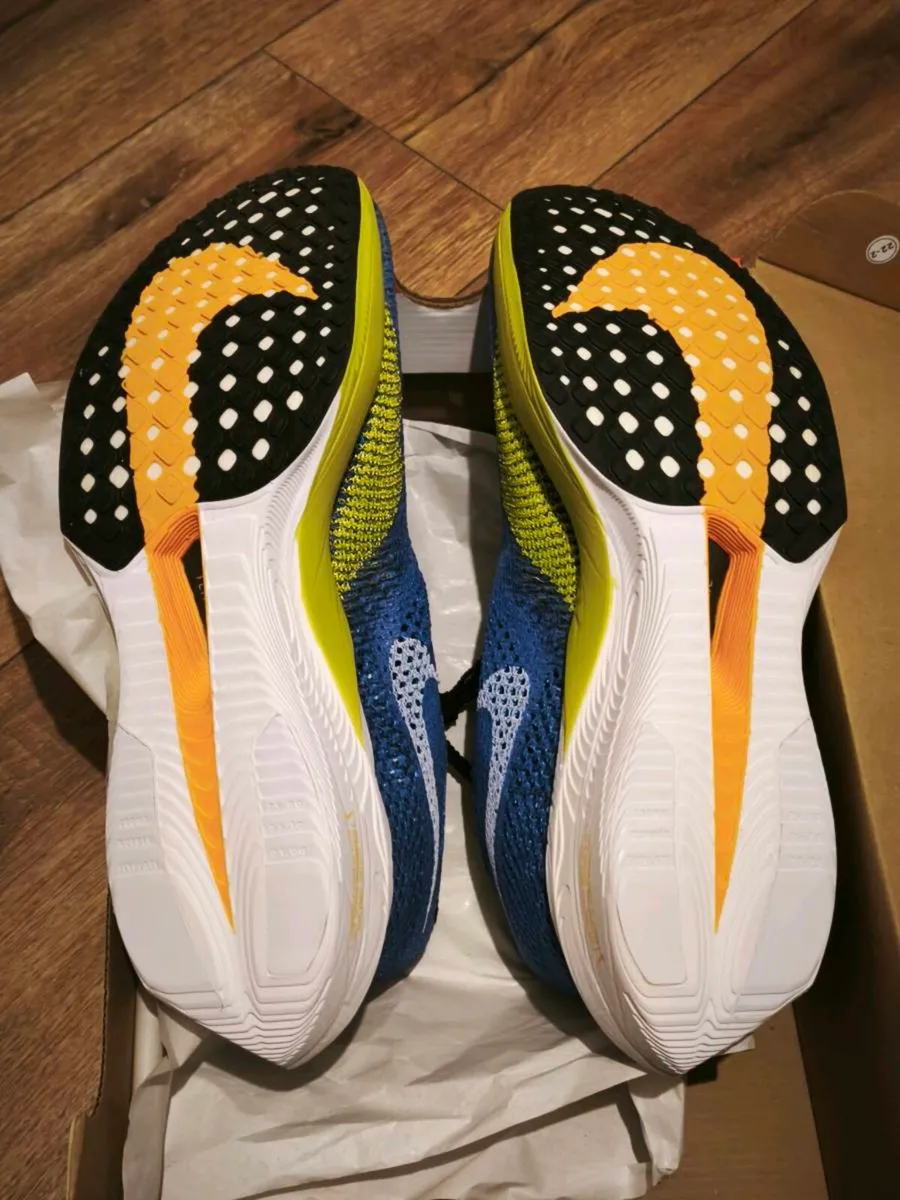 Nike Vaporfly Next %3 - Image 3