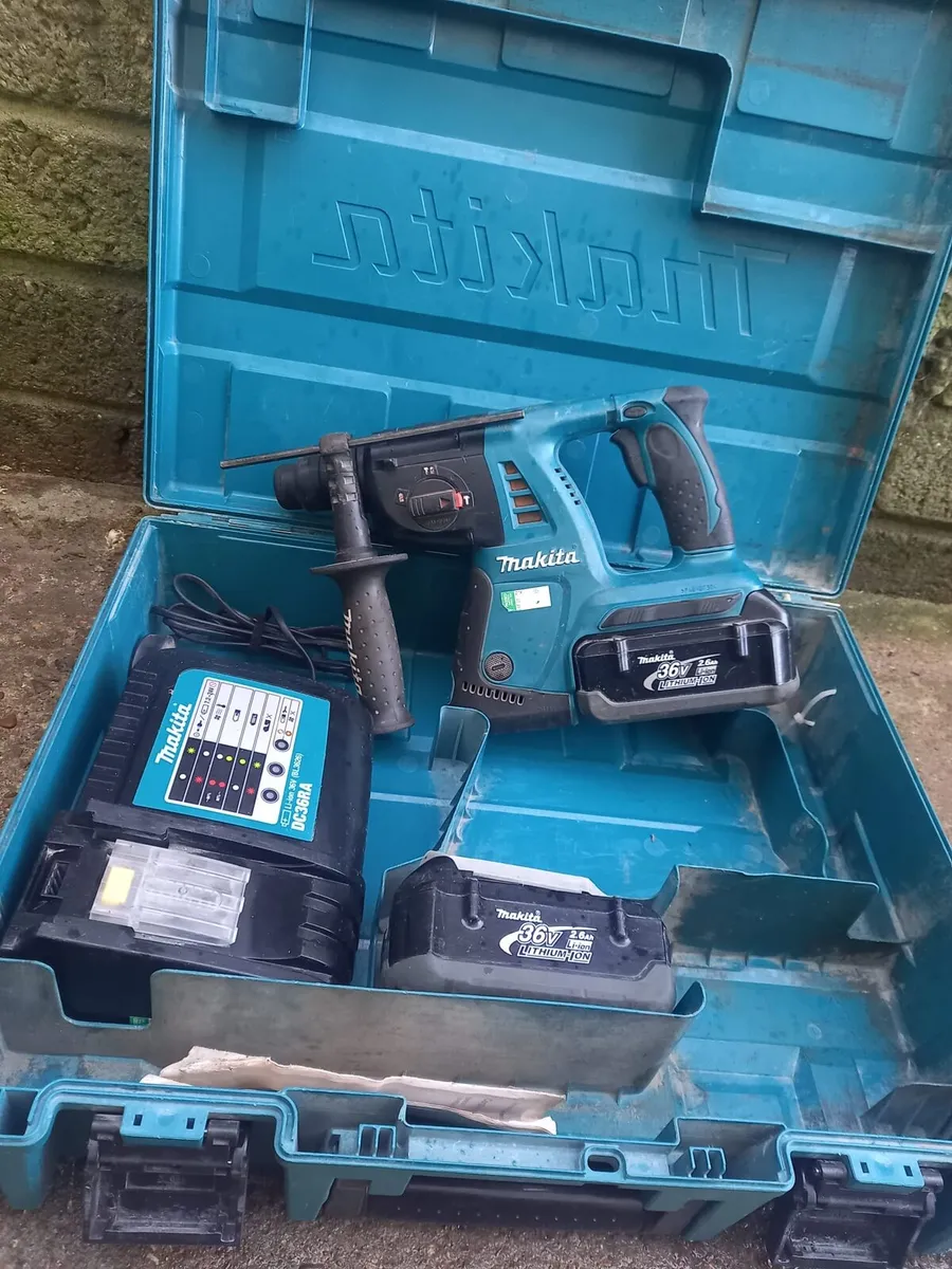 Makita 36v Bettery Hammer Drill - Image 2