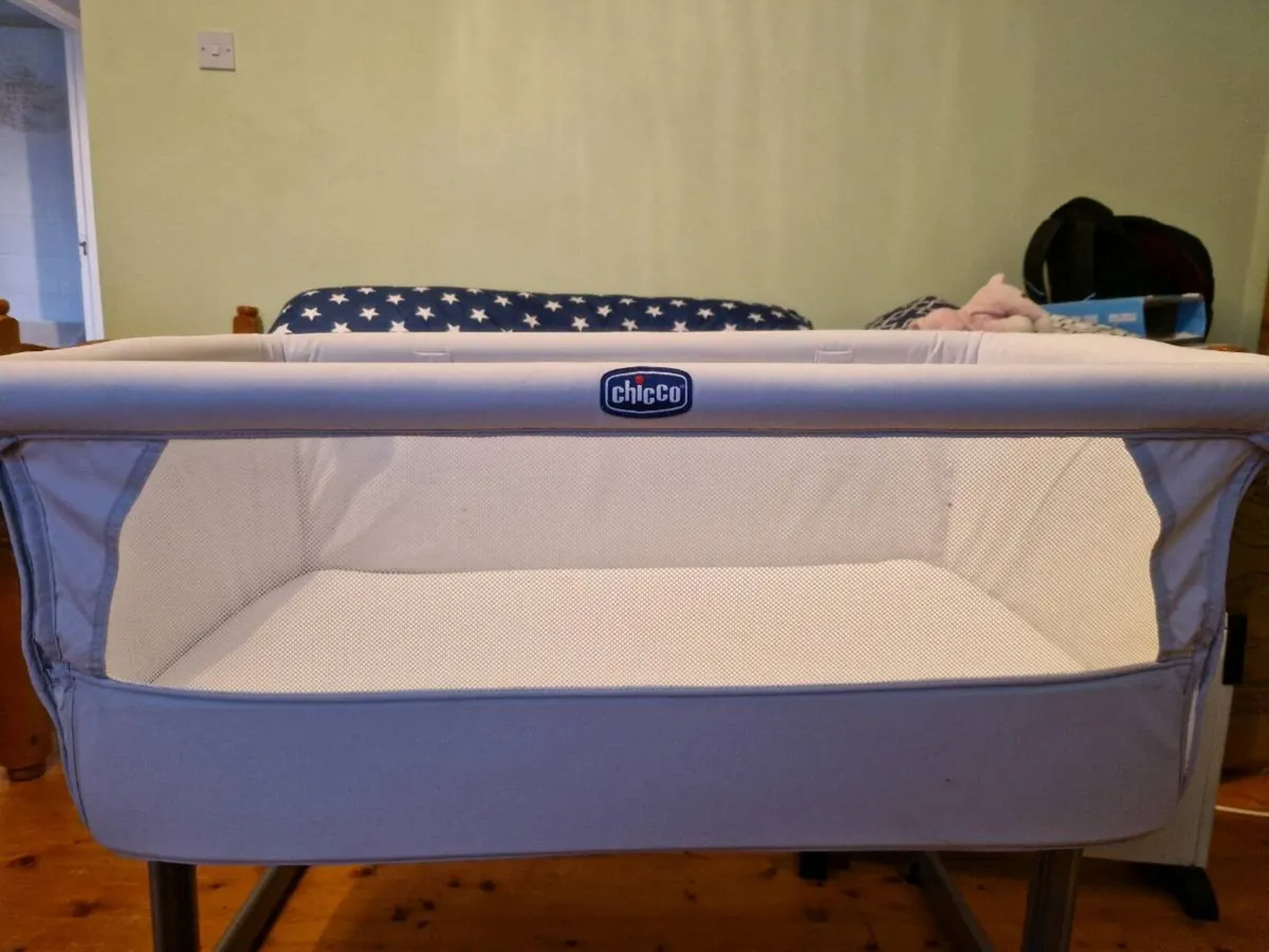 Next to me Crib - Image 4